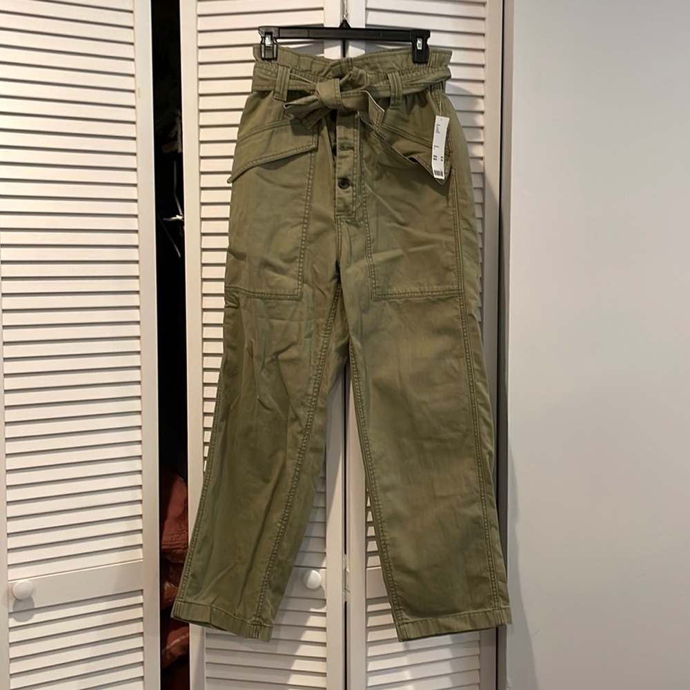 BDG - size small - green pants - new with tag